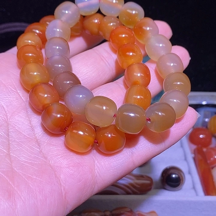 平***饰玛瑙/玉髓未镶嵌颈饰