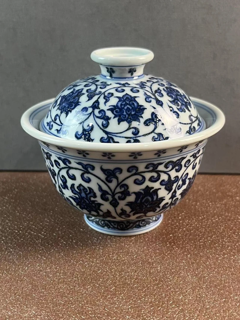 缠枝莲盖碗陶瓷青花瓷茶具双狮手工满绘瓷盖碗