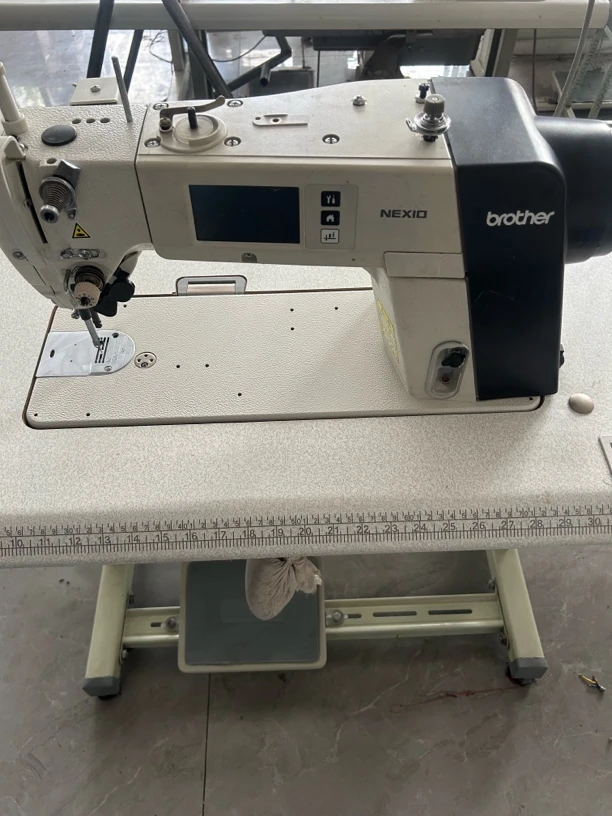 日本进口品牌兄弟7300-403P电脑自动剪线耐用工业平缝机节能