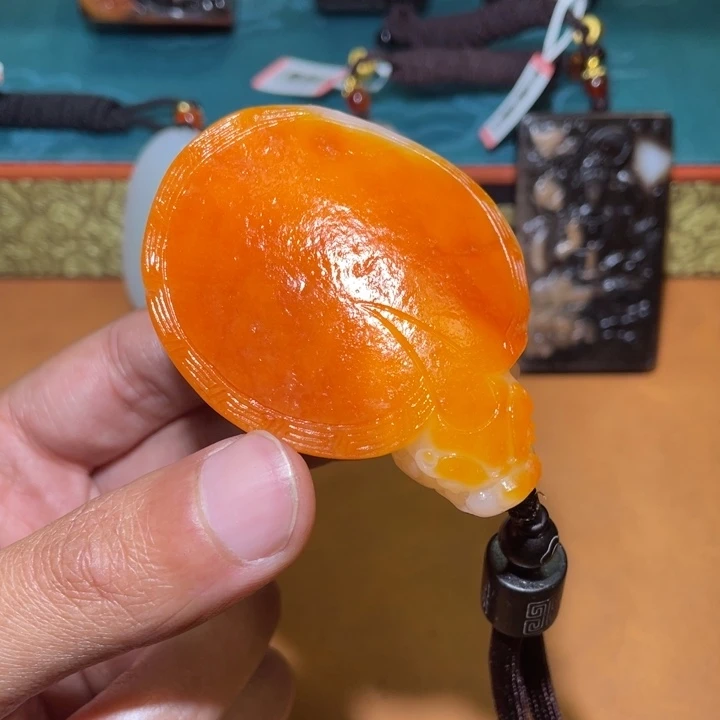 和田玉未镶嵌颈饰J