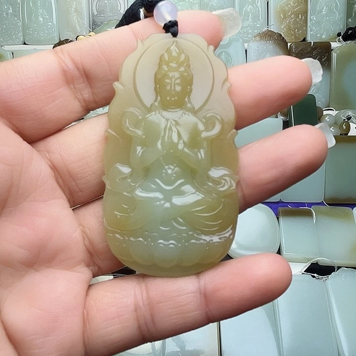 颈饰未镶嵌和田玉