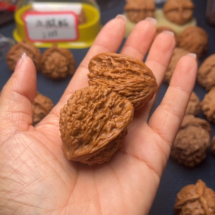 M***翟吊坠文玩核桃37南疆石全品