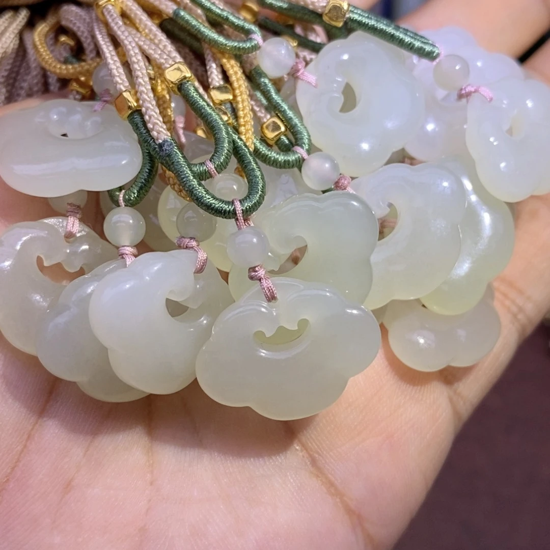 和田玉未镶嵌吊坠(不含链)