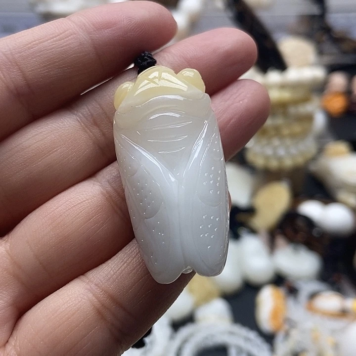 非金属贝壳贝雅轩工艺品玉化翘黄金蝉