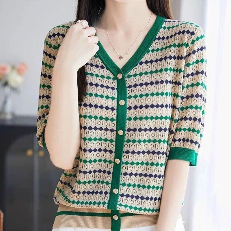 韩版条纹撞色短袖宽松针织上衣夏季镂空薄款显瘦洋气v领时尚百搭