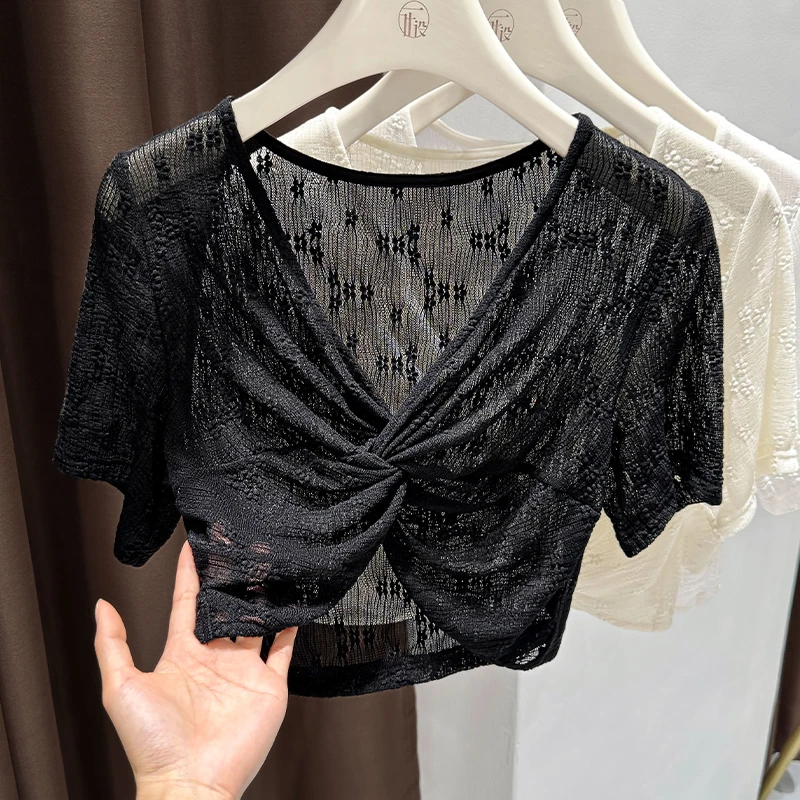 黑色v领短袖蕾丝t恤夏季薄款时髦洋气镂空小衫女士坎肩罩衫小上衣