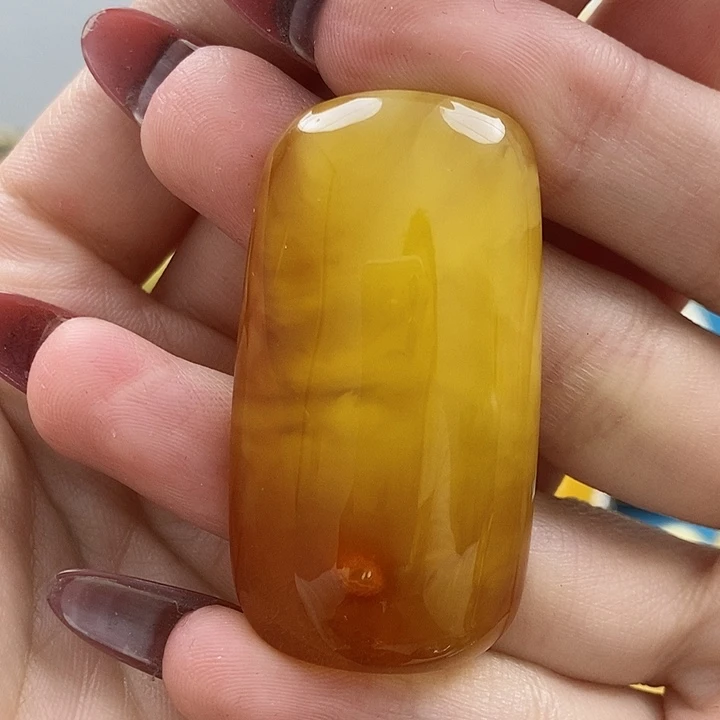 琥珀颈饰未镶嵌吊坠