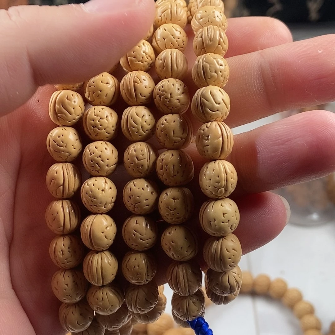 J***1吊坠桃核1111111111111111