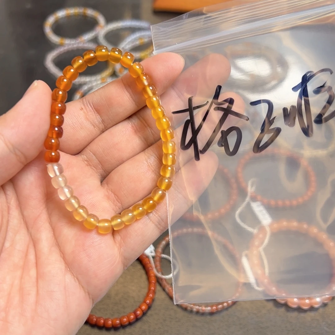 格***啦玛瑙/玉髓未镶嵌珠宝半成品