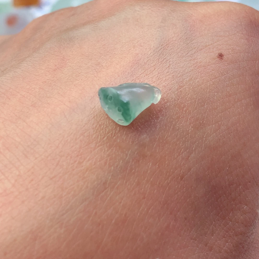 定制翡翠未镶嵌包工