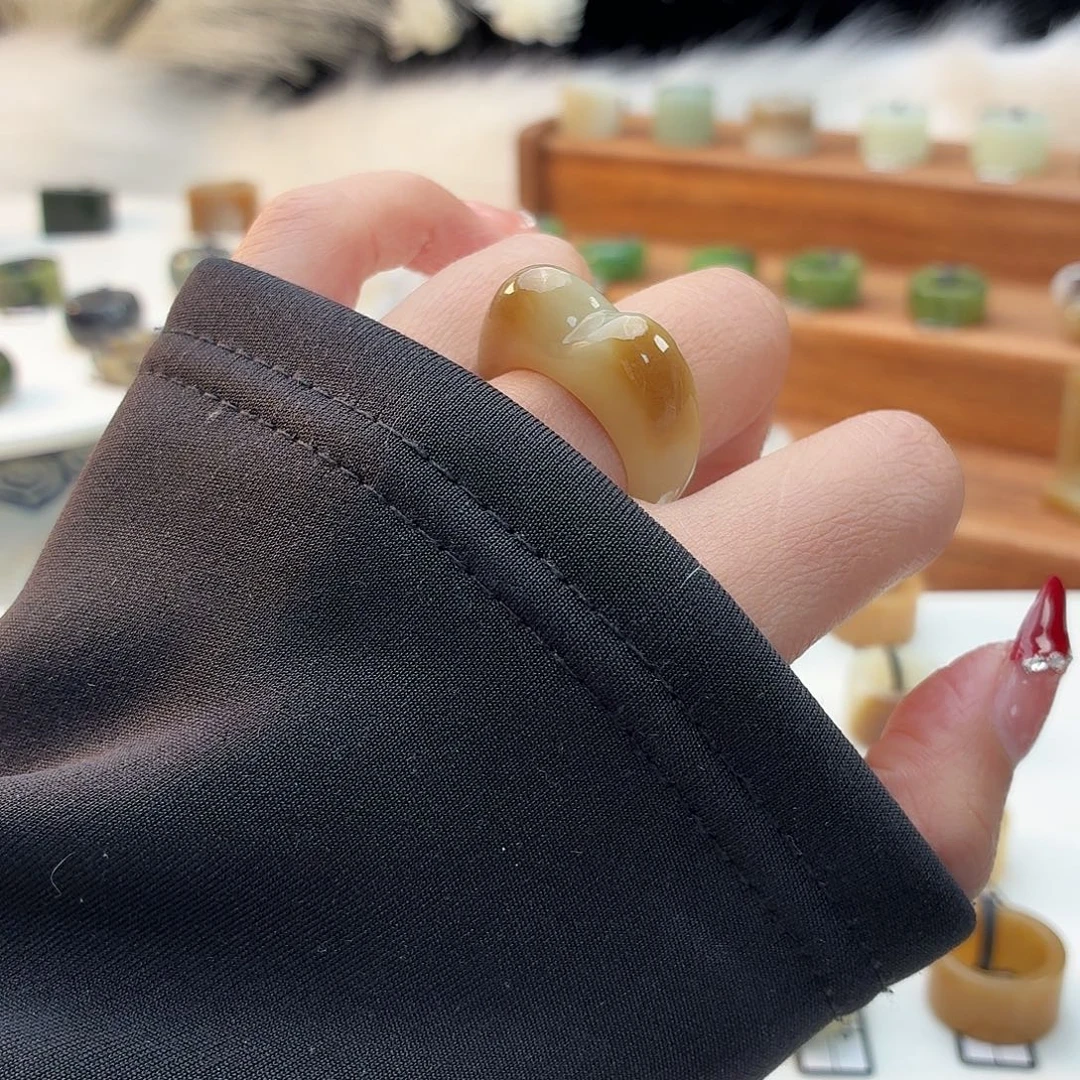 和田玉未镶嵌戒指i78渐变糖猫耳18.2mm