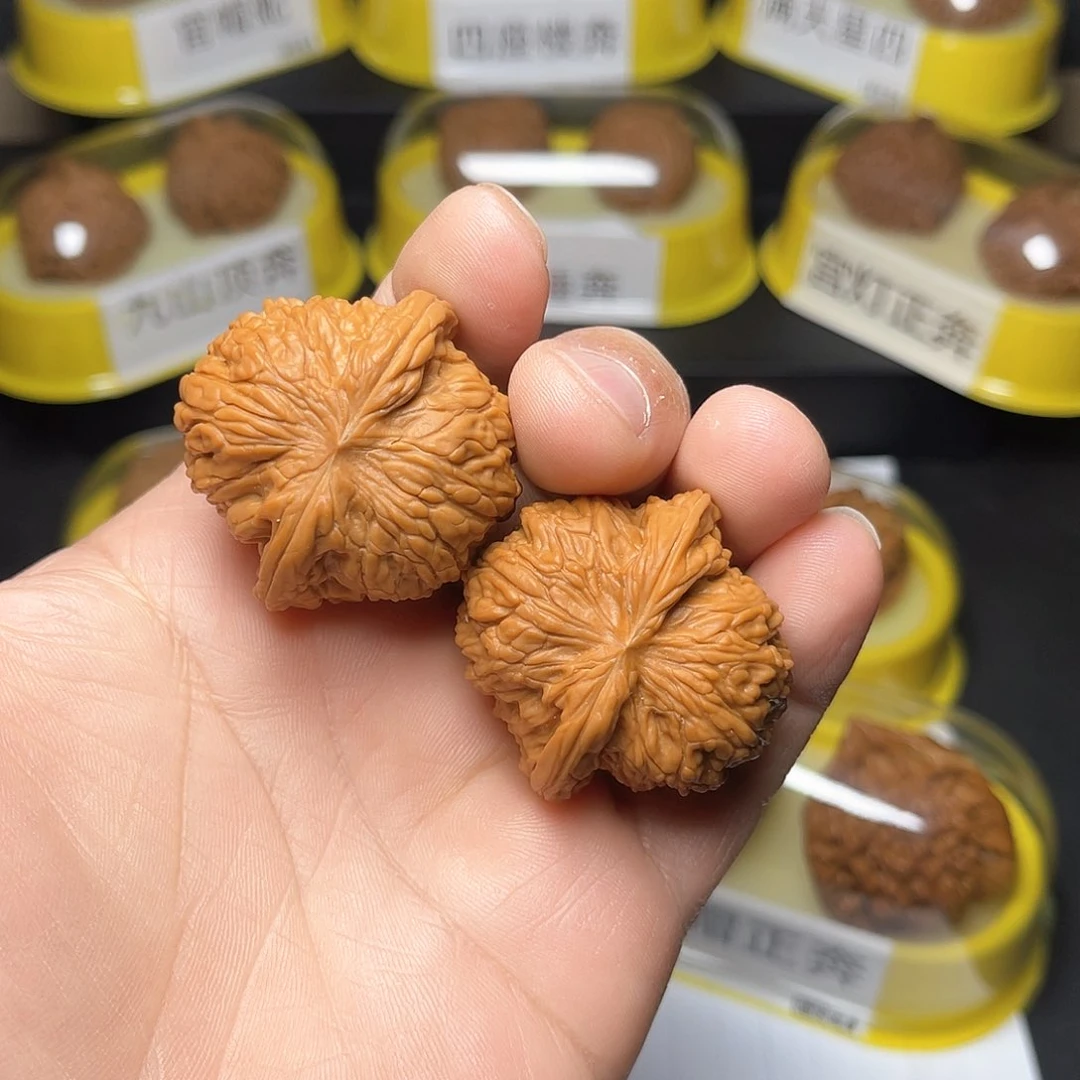 文玩核桃吊坠磨盘