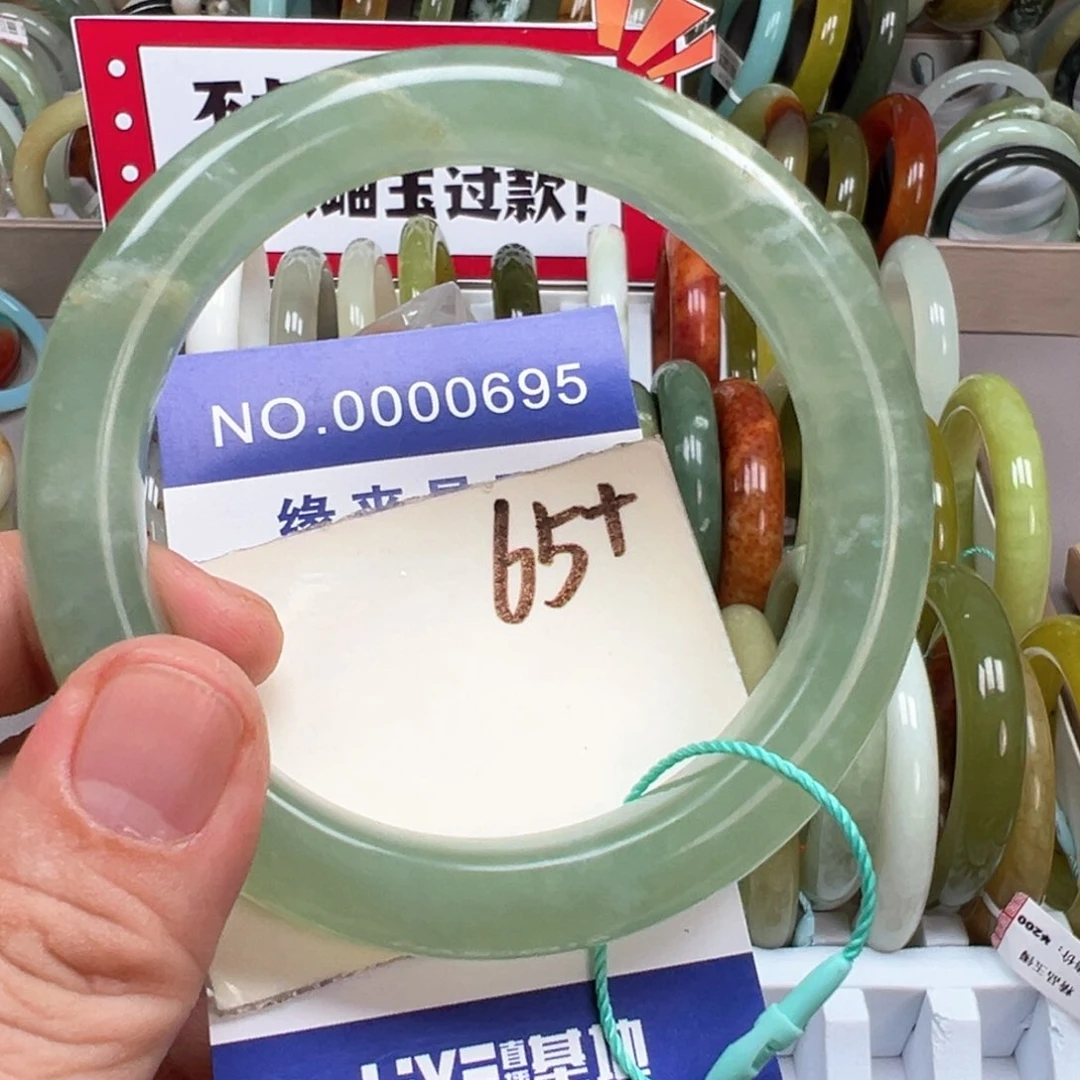 未镶嵌蛇纹石玉手镯