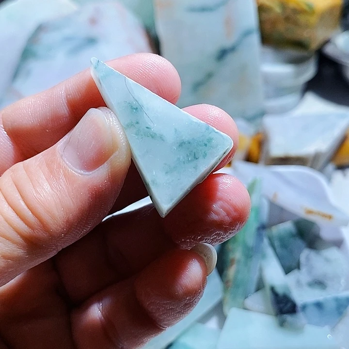 颈饰未镶嵌翡翠99