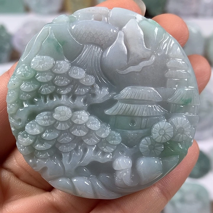 翡翠未镶嵌颈饰山水两面工艺福利