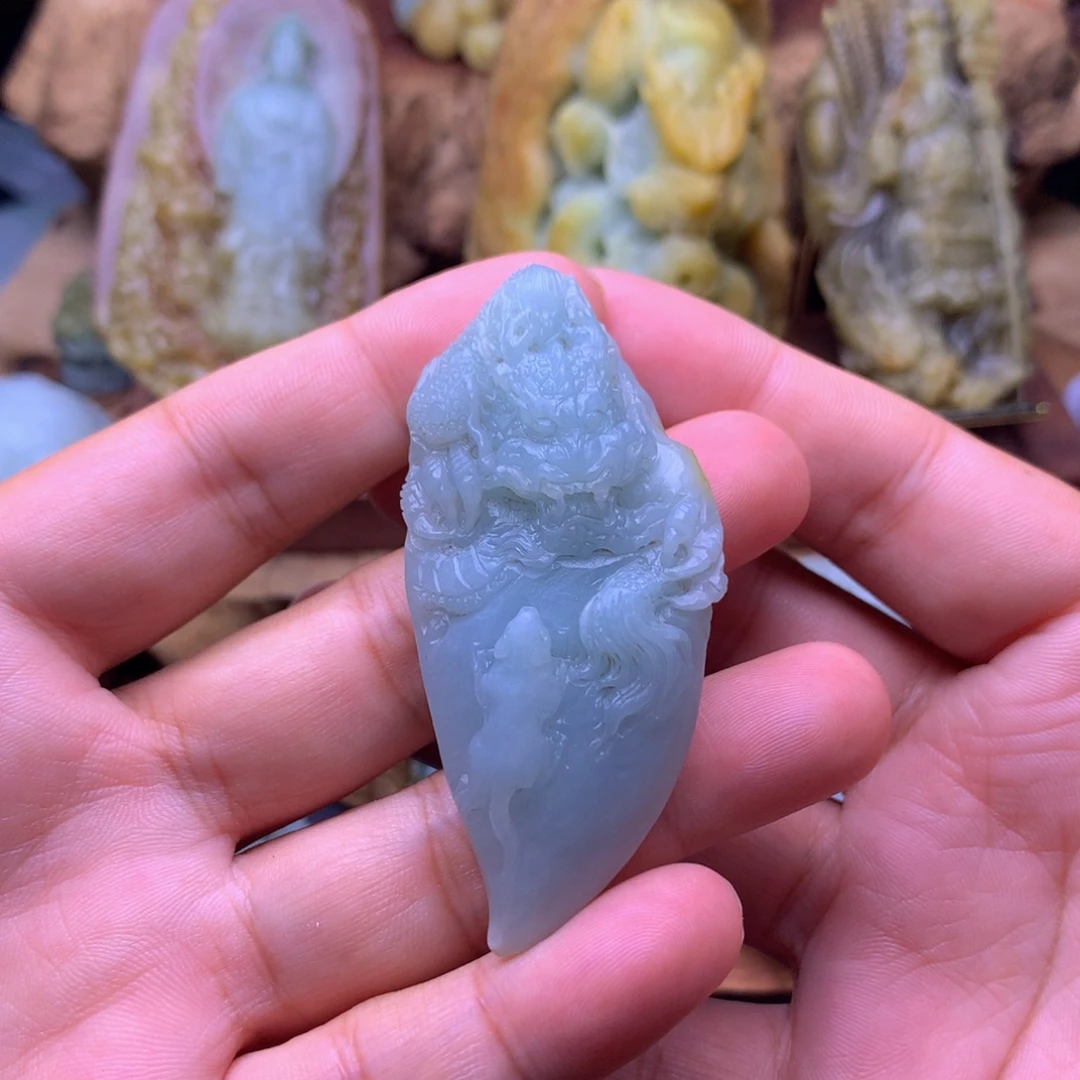 定制翡翠未镶嵌翡翠