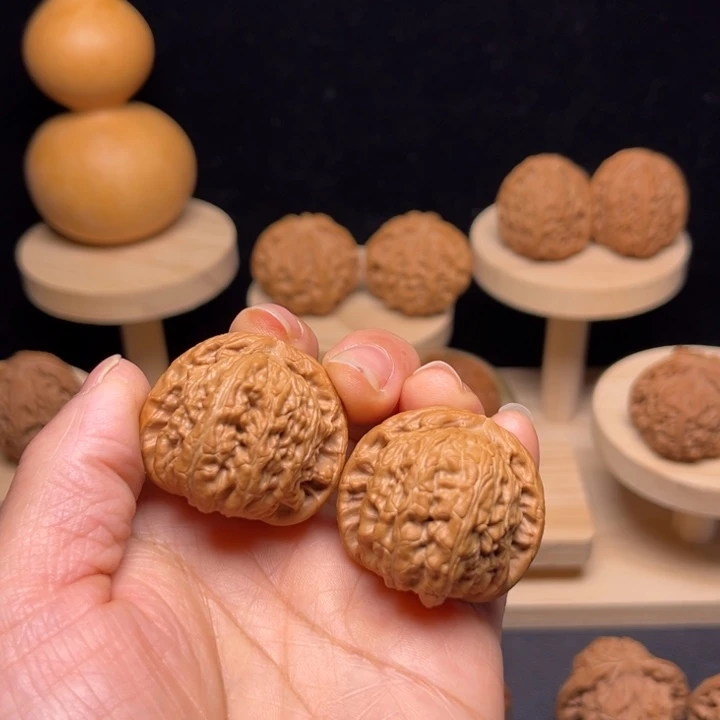 吊坠文玩核桃35白狮子