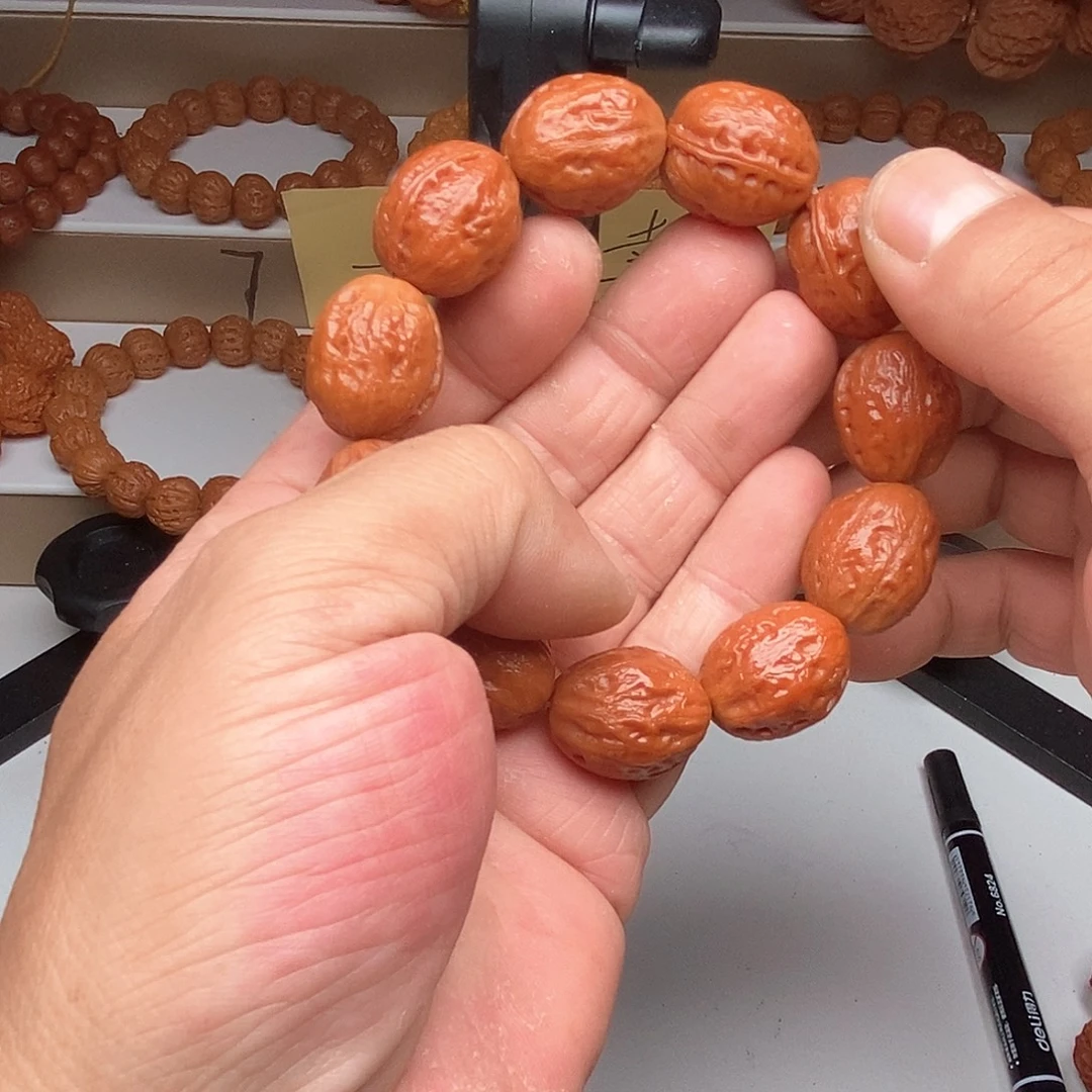 木质类文玩核桃1.9光头大枣