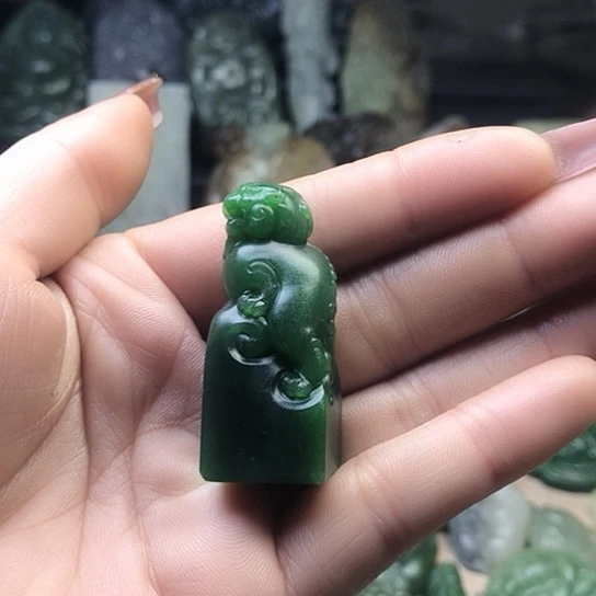 和田玉（碧玉）未镶嵌挂件