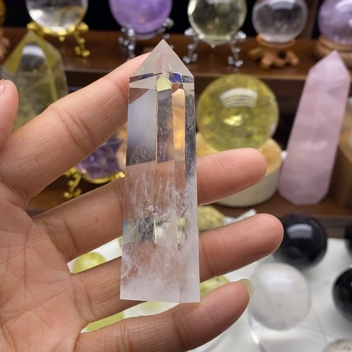 香***鱼摆件未镶嵌水晶天然白水晶柱蓝针