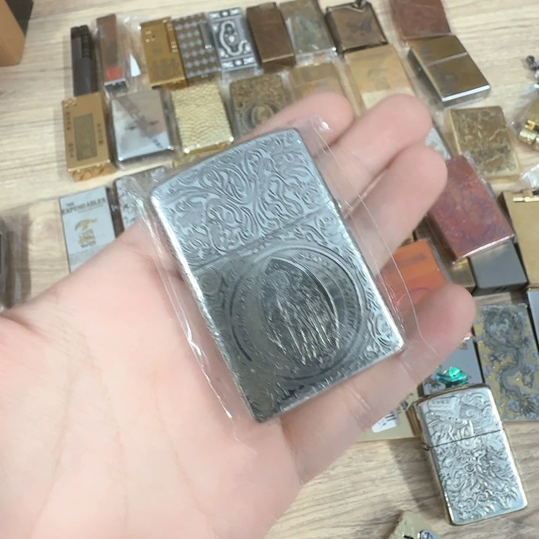 战壕康斯坦丁精雕煤油打火机