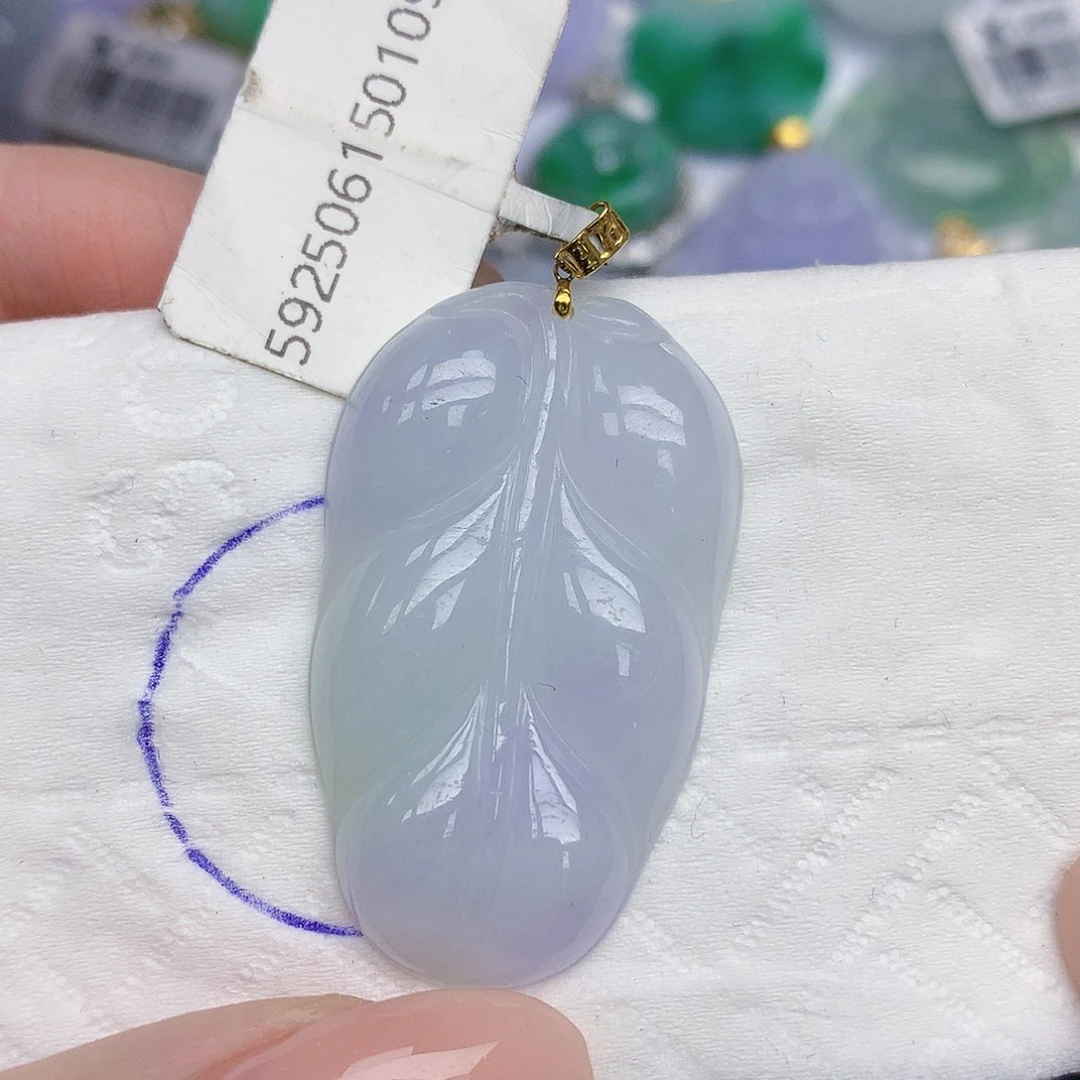 翡翠18K金镶嵌颈饰天然翡翠a货 百元以上9米证书费自理