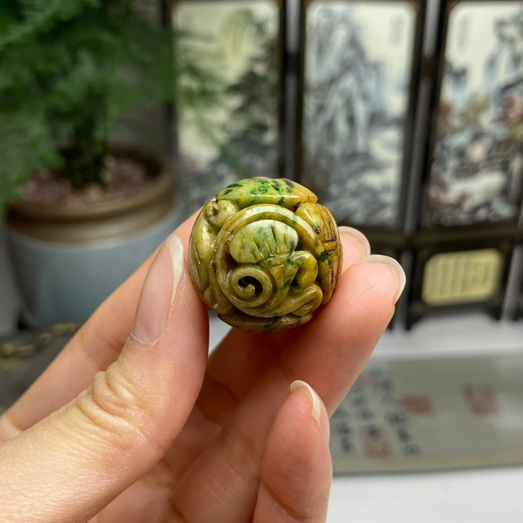 老料黄加绿雕花圆珠朝珠吊坠花件 天然翡翠A货