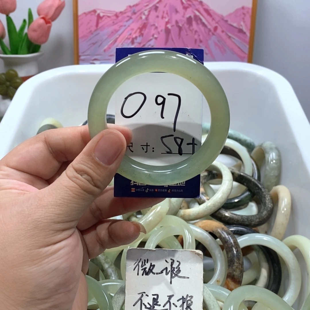 未镶嵌岫玉手镯手镯