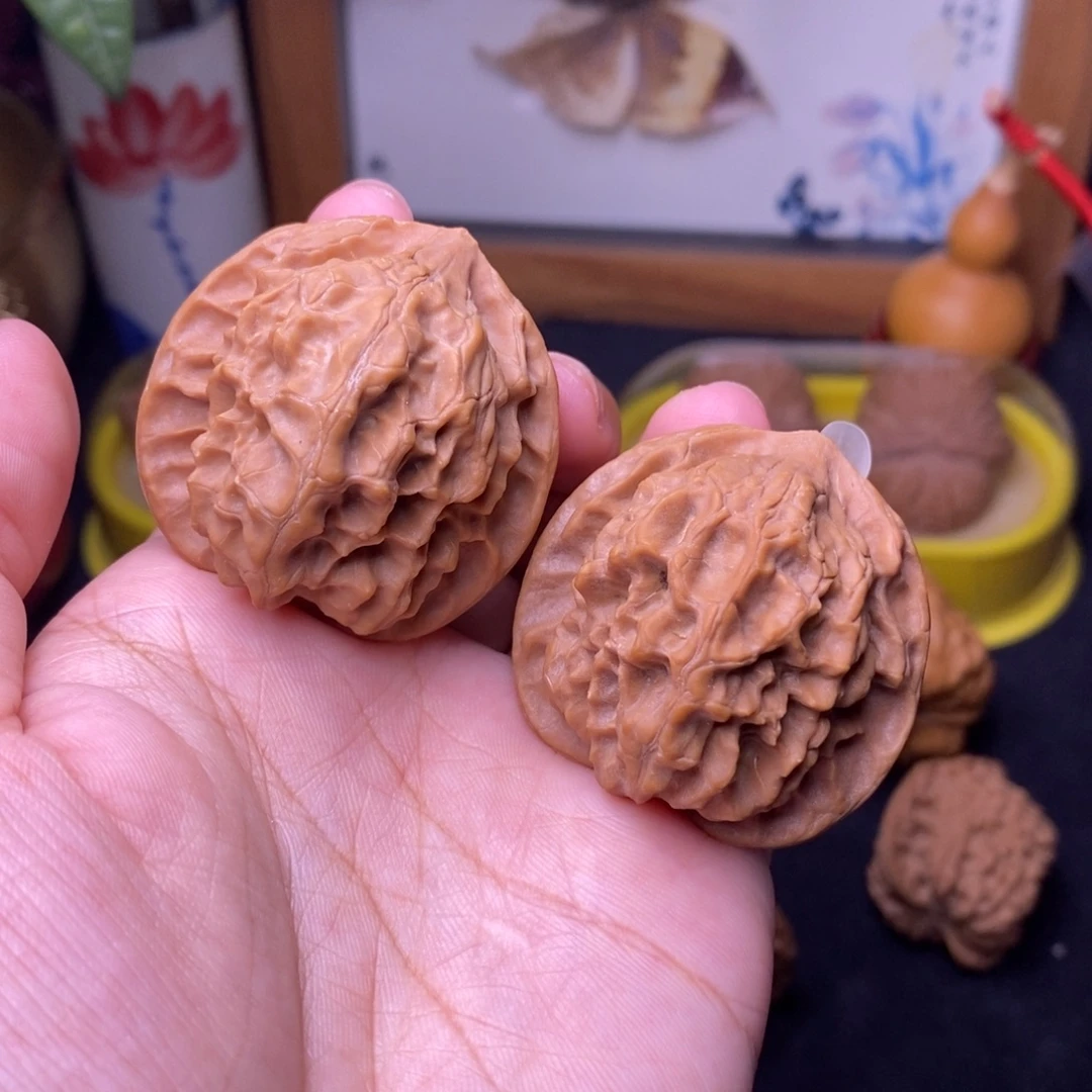 文玩核桃把件40玉玲珑
