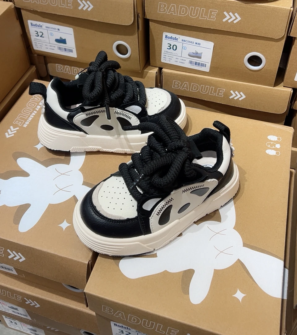 芭杜乐四季款板鞋