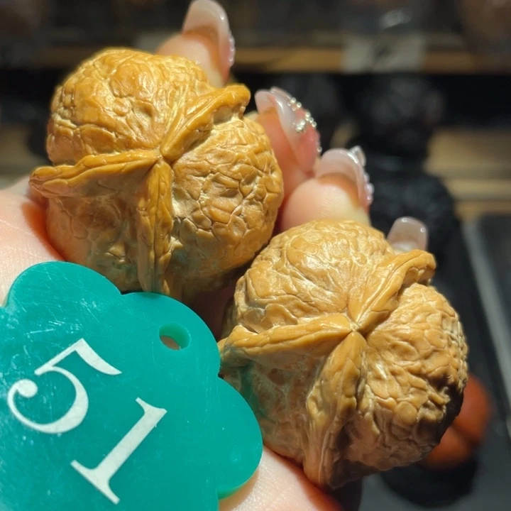 三棱35尺寸核桃。