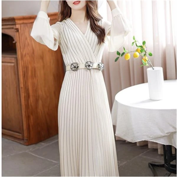 现货【钢琴优雅曲】高定款气质V领钢琴褶皱设计感腰带收腰连衣裙子