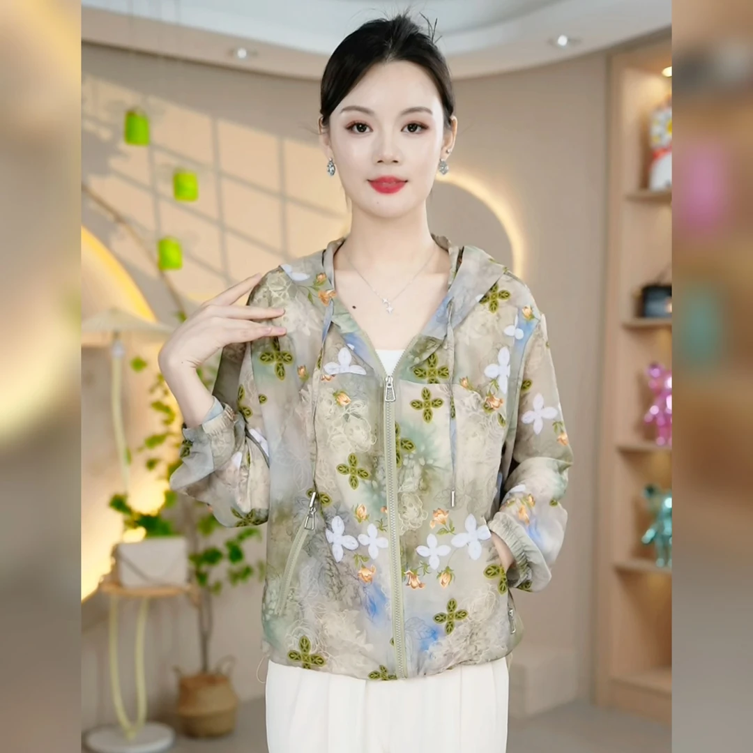 2025年夏季新款舒适显瘦洋气宽松减龄透气时尚休闲薄款百搭外套