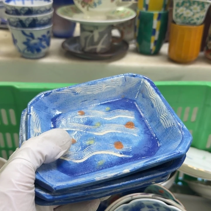 瓷片陆****珊开播啦…开播啦