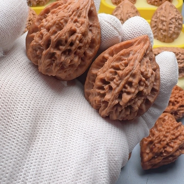 鳕***猫核桃十三陵鸡心有修