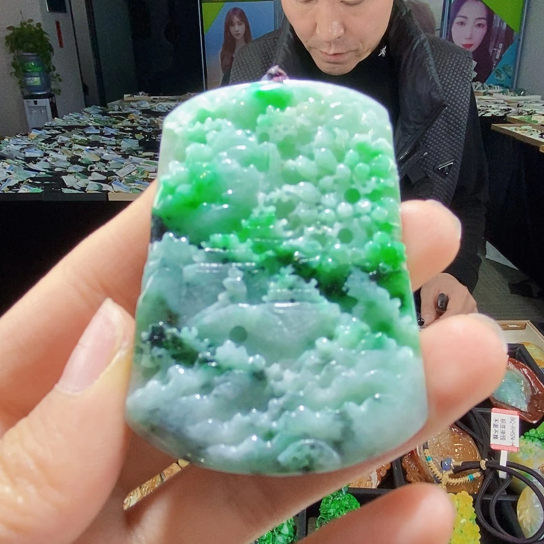 颈饰未镶嵌翡翠翡翠