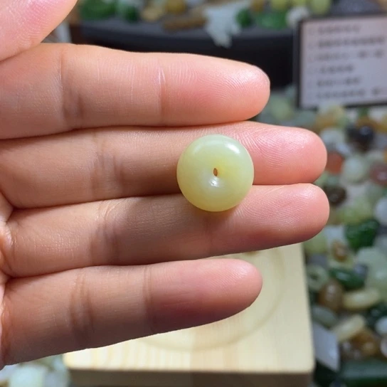 和田玉未镶嵌挂件扑*牌