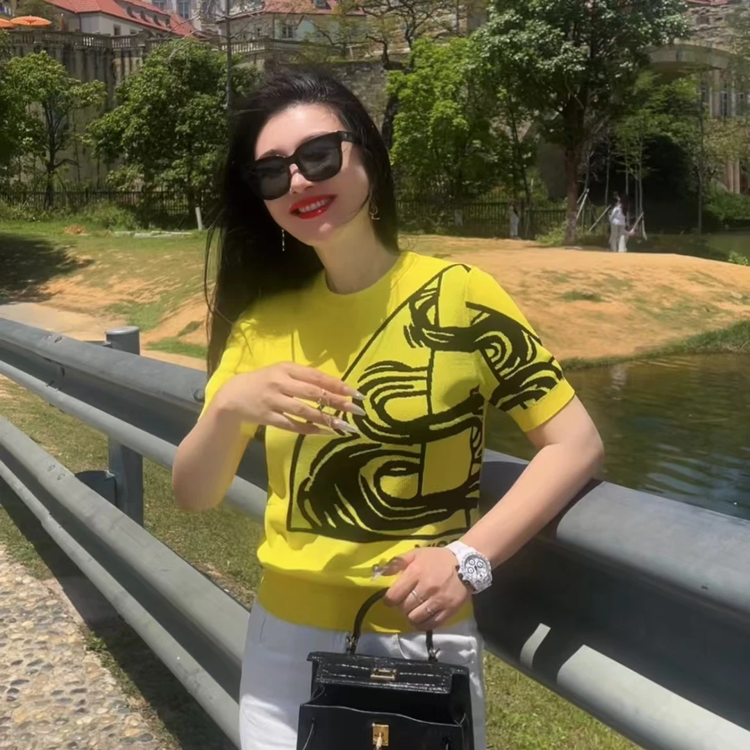 深圳南油高端黄2025年新款夏季时尚短袖女上衣