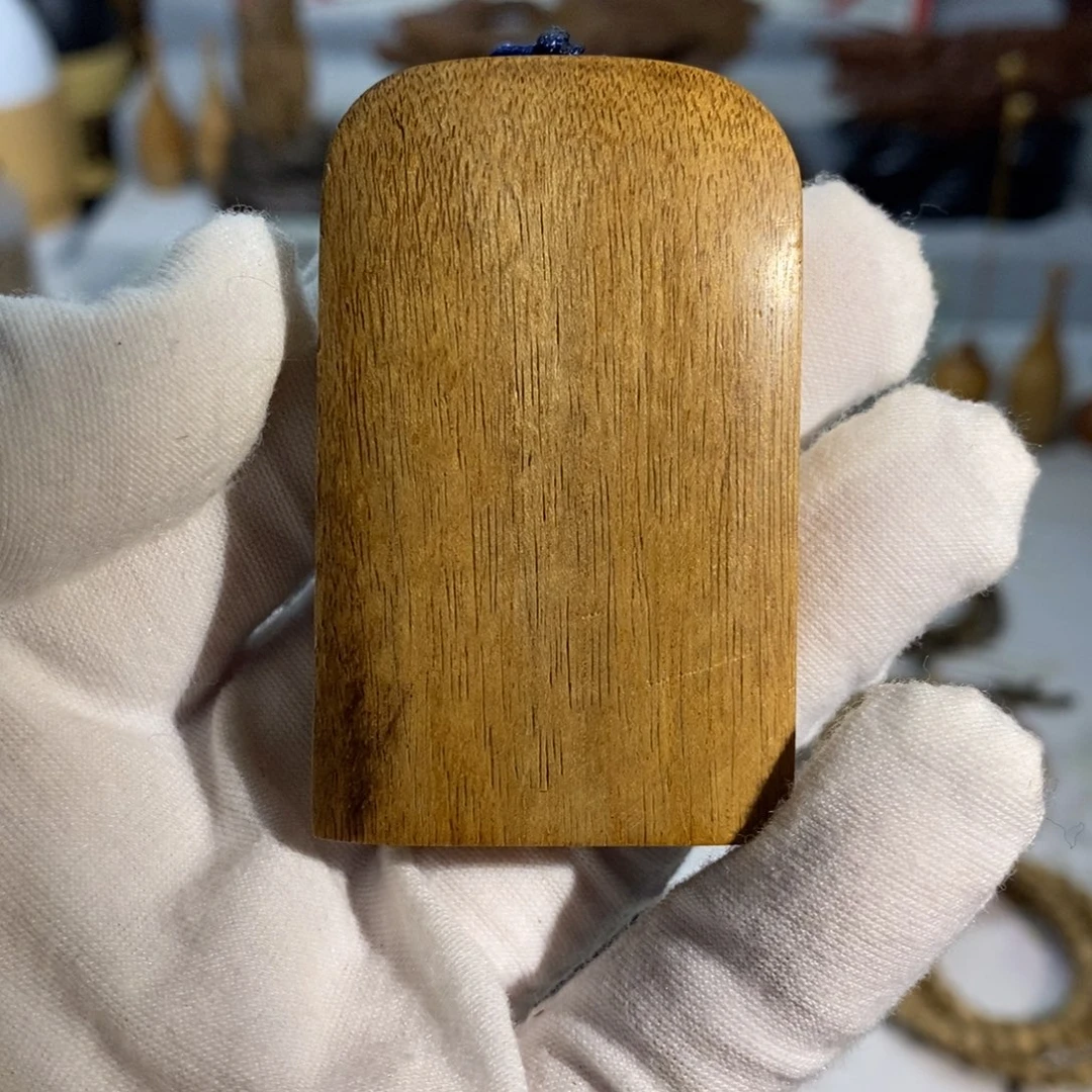 沉香吊坠马来OK 无事牌 不沉