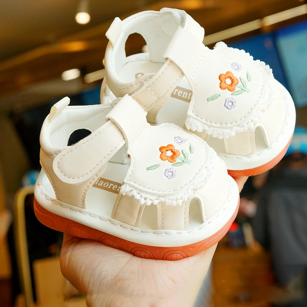 夏季宝宝学步凉鞋0-1岁女宝公主鞋子软底透气防滑叫叫鞋12