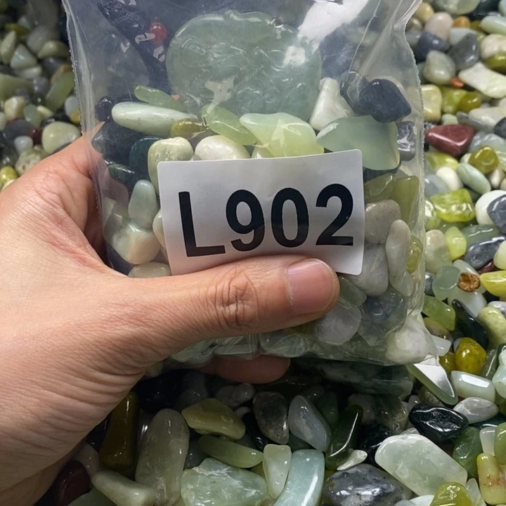 蛇纹石玉鱼缸石未镶嵌