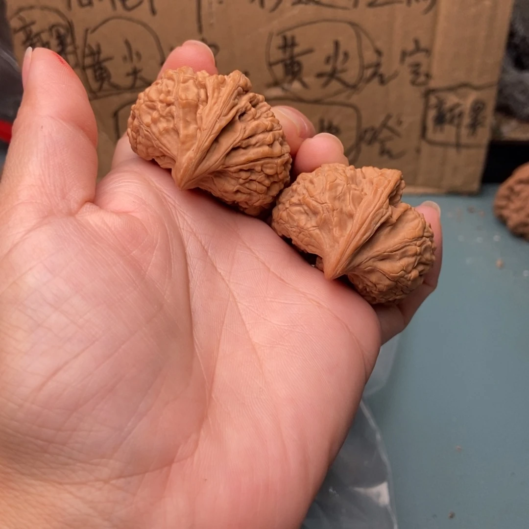 你***好吊坠文玩核桃座山雕67