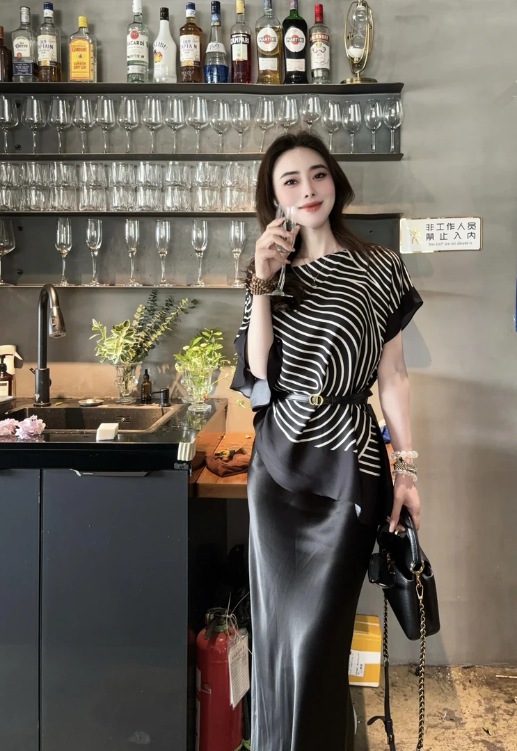 【设计师原创】大码背心吊带宽松型时尚