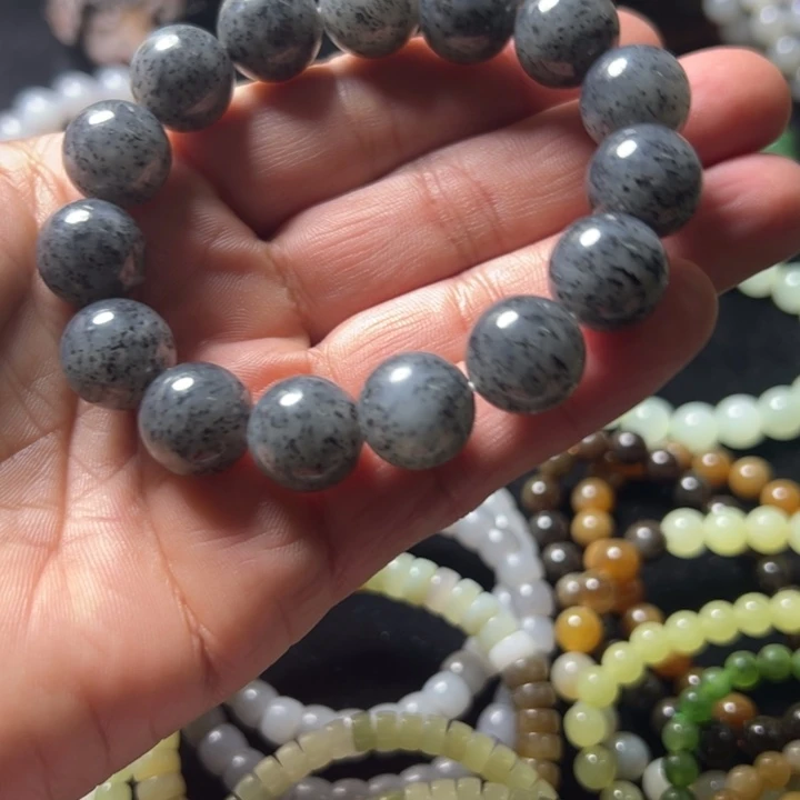 和田玉（糖玉）未镶嵌手链