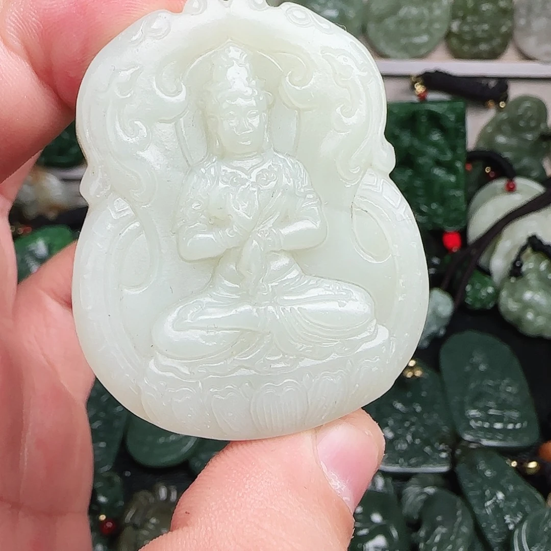 和田玉未镶嵌颈饰