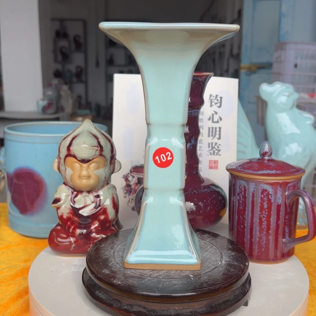 摆件郑家钧瓷摆件