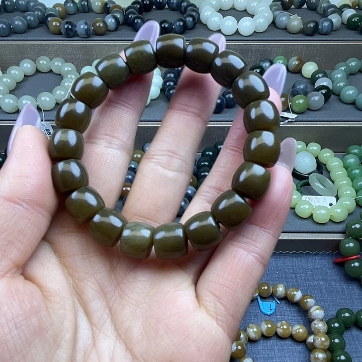 和田玉未镶嵌手链