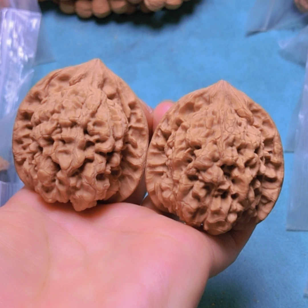 【闪购商品】核桃摆件45官帽全品磕尖