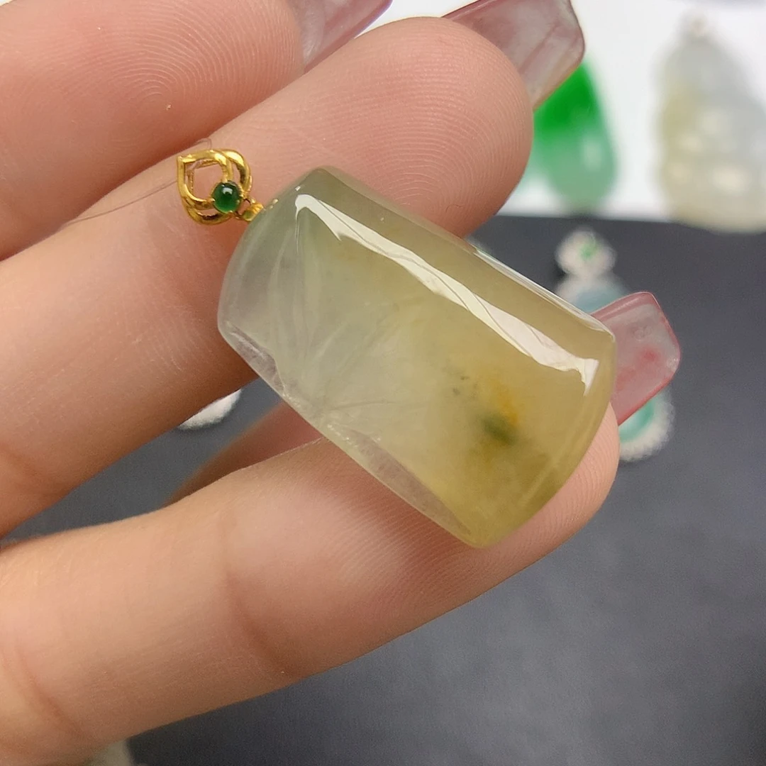 翡翠颈饰18K金镶嵌竹节