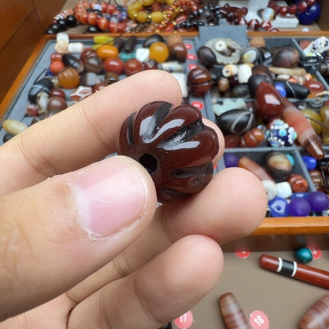 浪***子合金玛瑙/玉髓珠宝半成品